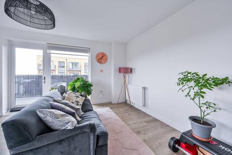2 bedroom flat for sale - Bowden Drive, Charlton, LONDON, SE7