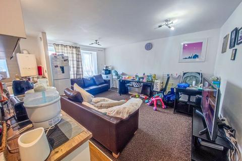 2 bedroom apartment for sale - Whernside Close, Thamesmead