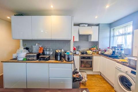 2 bedroom apartment for sale - Whernside Close, Thamesmead