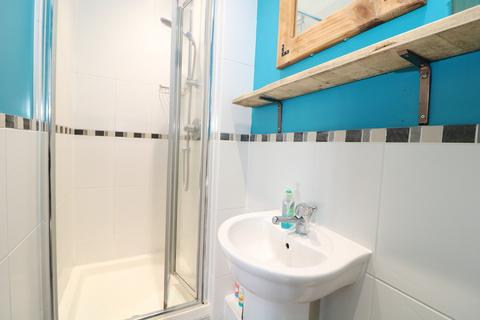 2 bedroom apartment to rent, Old Brewery Court, Dorking