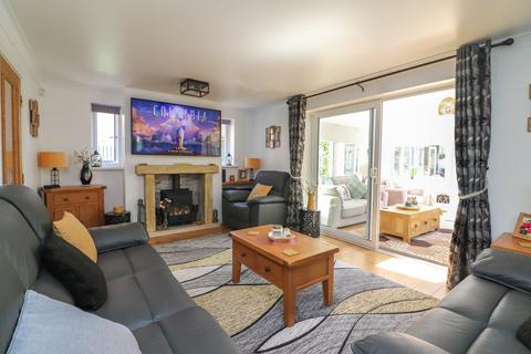 19 Field Close, Kettlebrook, Tamworth, B77 1BW