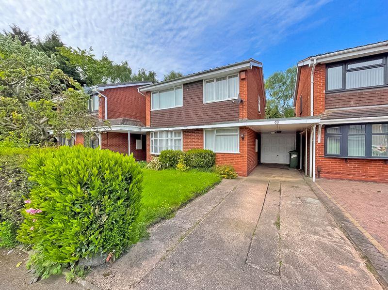 Thompson Close, Willenhall 4 bed detached house £275,000