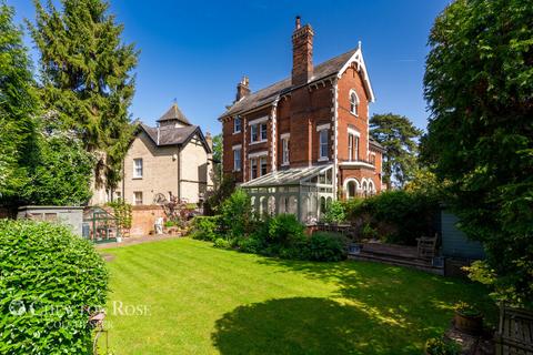 5 bedroom detached house for sale, Cambridge Road, Lexden