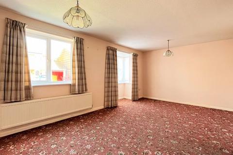 13 Ladymeade, Ilminster, TA19 0EA