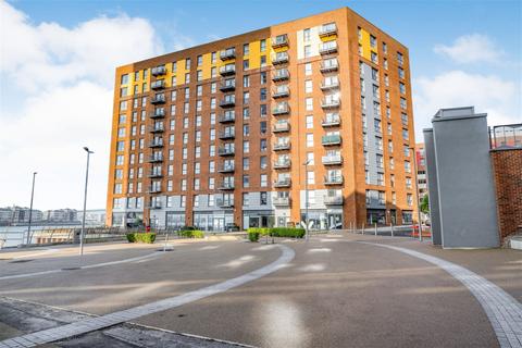 2 bedroom apartment for sale, Capstan Road, Southampton SO19