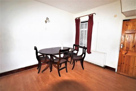 3 bedroom terraced house for sale, Clarence Street, Southall