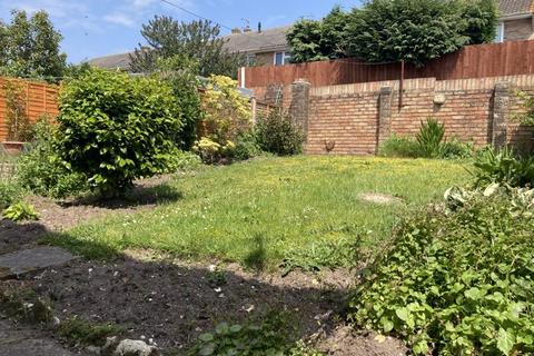 15 Bourne Drive, Wareham, BH20 4SE