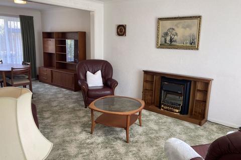 15 Bourne Drive, Wareham, BH20 4SE