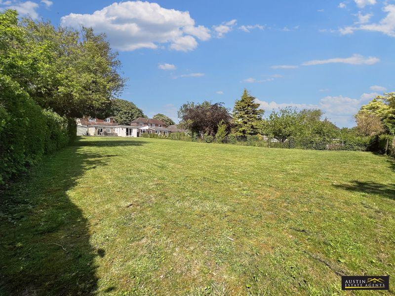 MANOR ROAD DORCHESTER, DORSET 6 bed detached house for sale £650,000