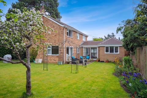 4 bedroom detached house for sale - Northcourt Road, Abingdon