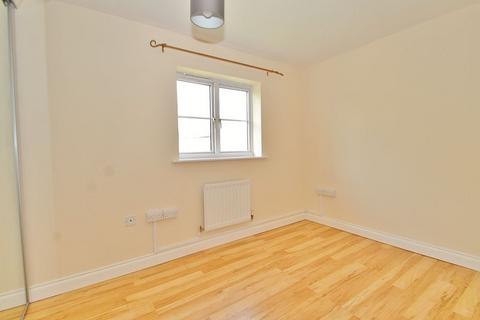 10 Laburnum Close, Carterton, OX18 1JT
