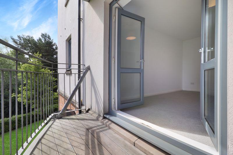 Kaims Terrace, Kirkton, Livingston 2 bed apartment £133,000