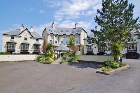 14 Castle Heights, Lynton, EX35 6JD