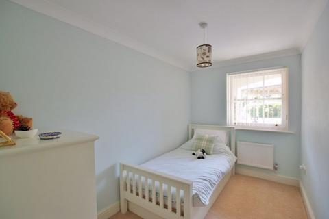 14 Castle Heights, Lynton, EX35 6JD