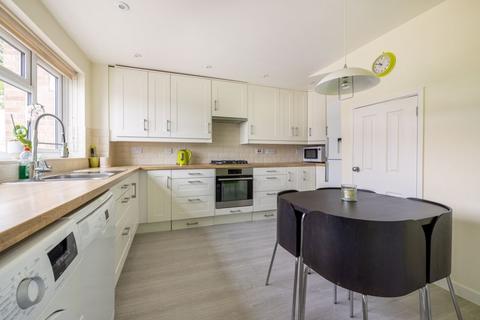 10 Froglands Way, Cheddar, BS27 3NY