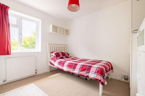 10 Froglands Way, Cheddar, BS27 3NY