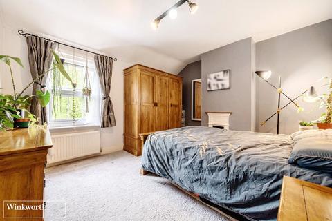 5 Roman Road, Basingstoke, RG23 8EP