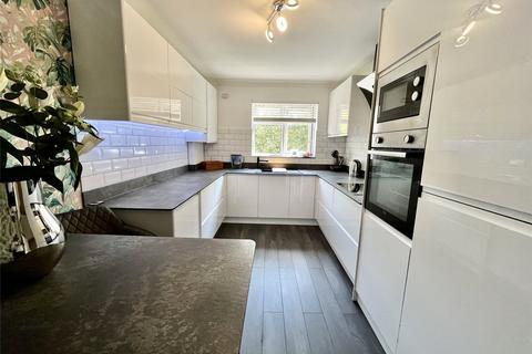 Flat 6, Chine Mansions, 6 Chine Crescent Road, Bournemouth, BH2 5LD