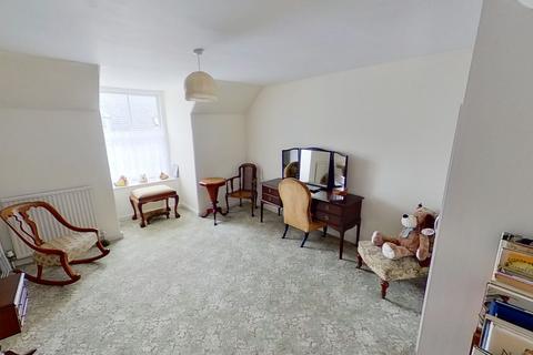 Kiambu High Street, New Galloway, Castle Douglas, DG7 3RL