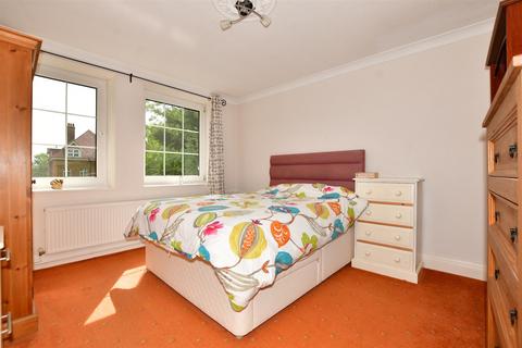 2 bedroom flat for sale, Grimston Gardens, Folkestone, Kent