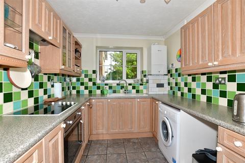 2 bedroom flat for sale, Grimston Gardens, Folkestone, Kent