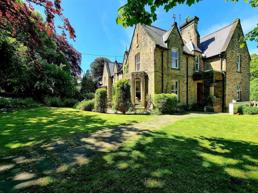 Snows Green Road, Shotley Bridge 5 bed semidetached house for sale £