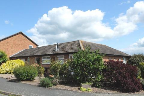 2 bedroom detached bungalow for sale, 42 Churchill Meadow, Ledbury, Herefordshire, HR8