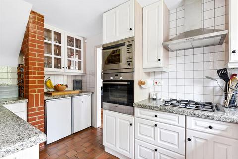 93 Powster Road, Bromley, BR1 5HE