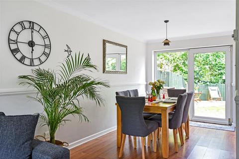 93 Powster Road, Bromley, BR1 5HE