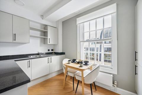 2 bedroom apartment to rent, Park Street, London W1K