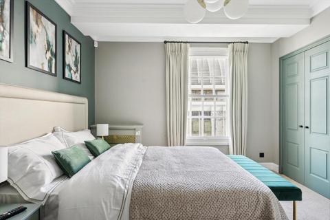 2 bedroom apartment to rent, Park Street, London W1K