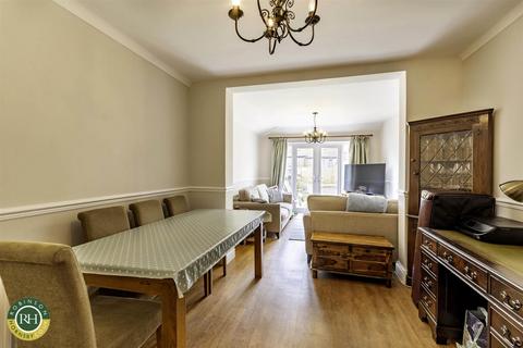 28 Firbeck Road, Doncaster, DN4 5HB