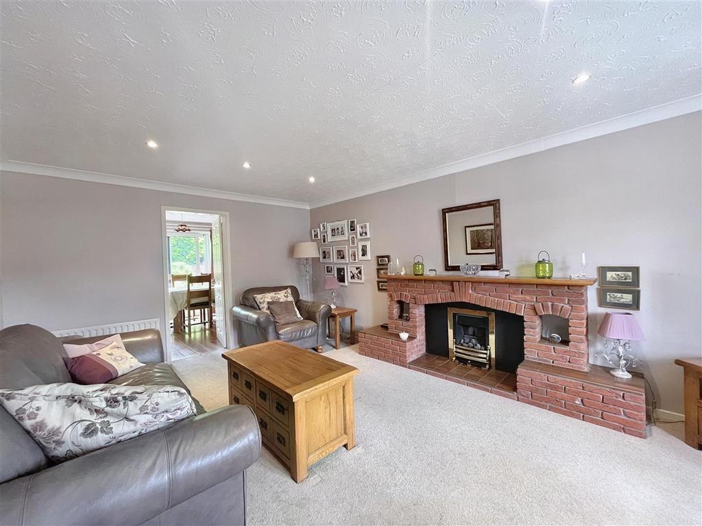Chatsworth Close, Sutton Coldfield 4 bed detached house for sale £550,000