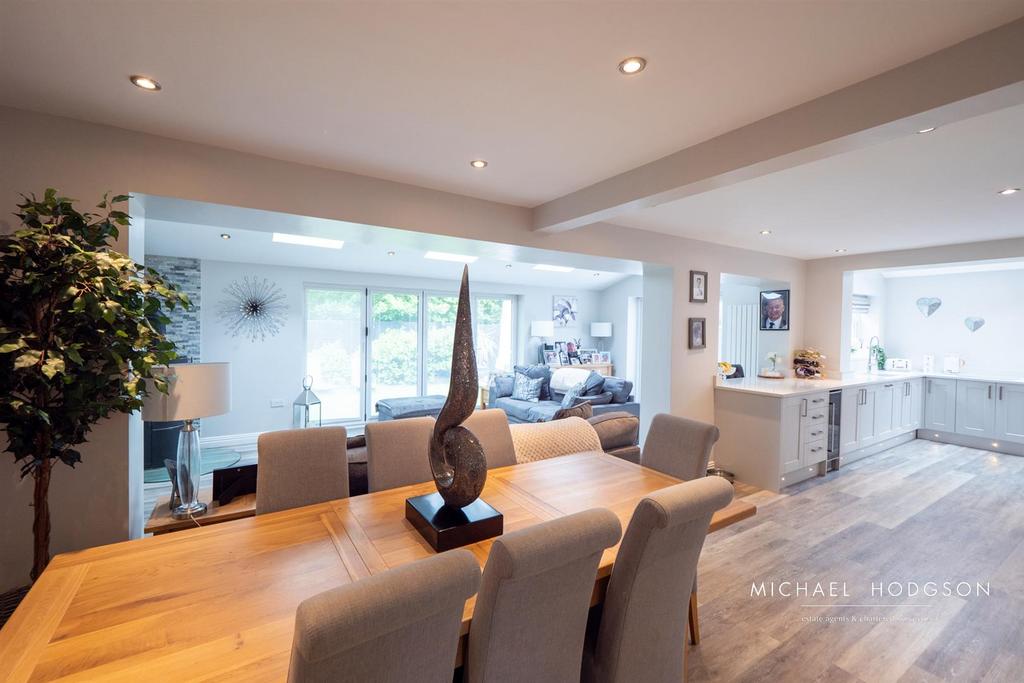 Kitchen / Diner / Family Room