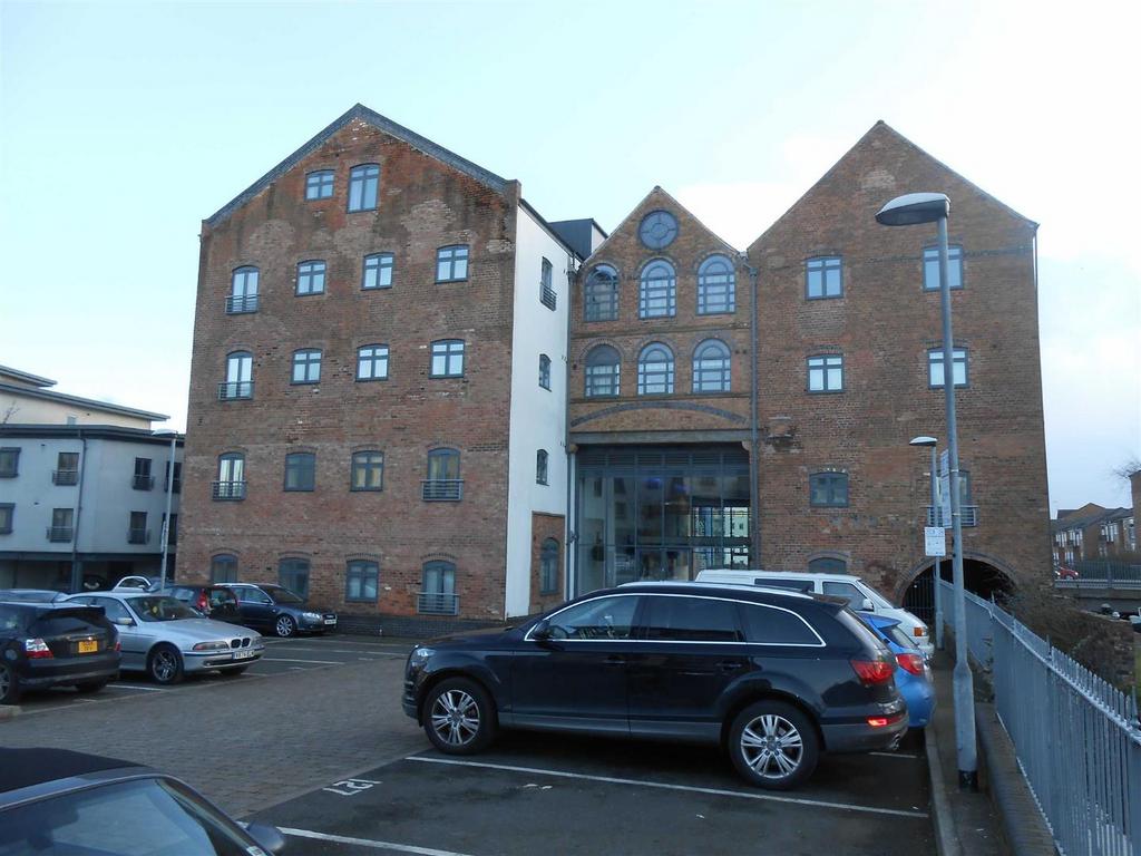 Smiths Flour Mill, Wolverhampton Street, Walsall 2 bed flat £725 pcm