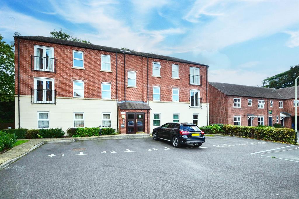 Wilfred Owen Close, Underdale Road... 2 bed apartment £595 pcm (£137 pw)