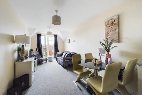 2 bedroom apartment for sale - Whinbush Road, Hitchin, SG5