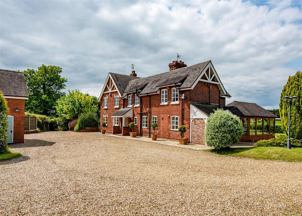 Fordbrook, Trescott, Lower Penn 5 bed detached house £1,495,000