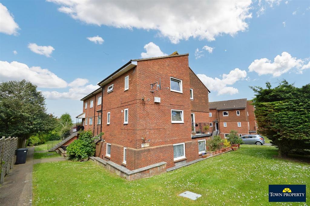 Bedfordwell Road, Eastbourne 1 bed flat for sale £169,950