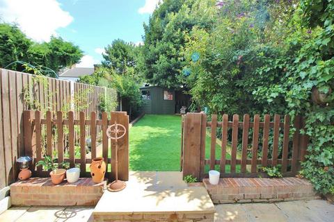 15 Shieldhall Street, London, SE2 0LZ