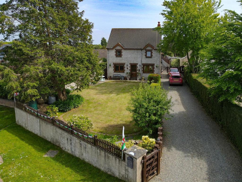 4 Pill Road, Hook SA62 4LU 5 bed detached house for sale £520,000