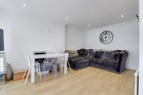 undefined, Valley Fields Crescent, Enfield