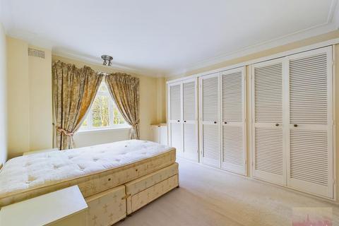 1 bedroom apartment for sale, Herga Court, Sudbury Hill, Harrow on the Hill