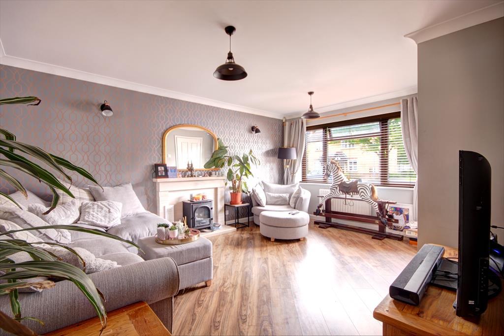 St Margarets Road Evesham 4 bed detached house for sale £350,000