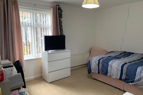 20 Beachborough Close, North Shields, NE29 9JD
