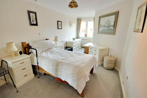 1 bedroom flat for sale - Goulding Court, Beverley