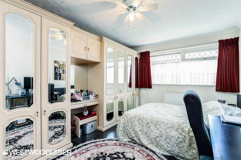 22 Banes Down, Nazeing, Waltham Abbey, EN9 2NU