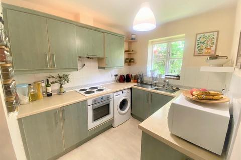 3 Brigadier Close, Manchester, M20 3BX