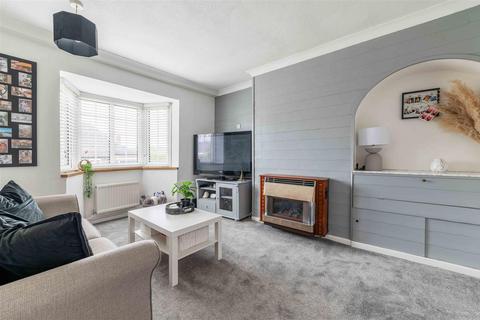 11 Well Way, Epsom, KT18 7LP