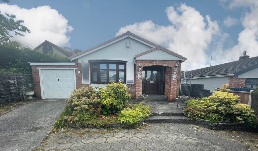 Heol Pen Tir Garw, Penlan, Swansea 3 bed detached bungalow for sale £